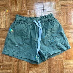 Aerie Cargo Shorts - Green